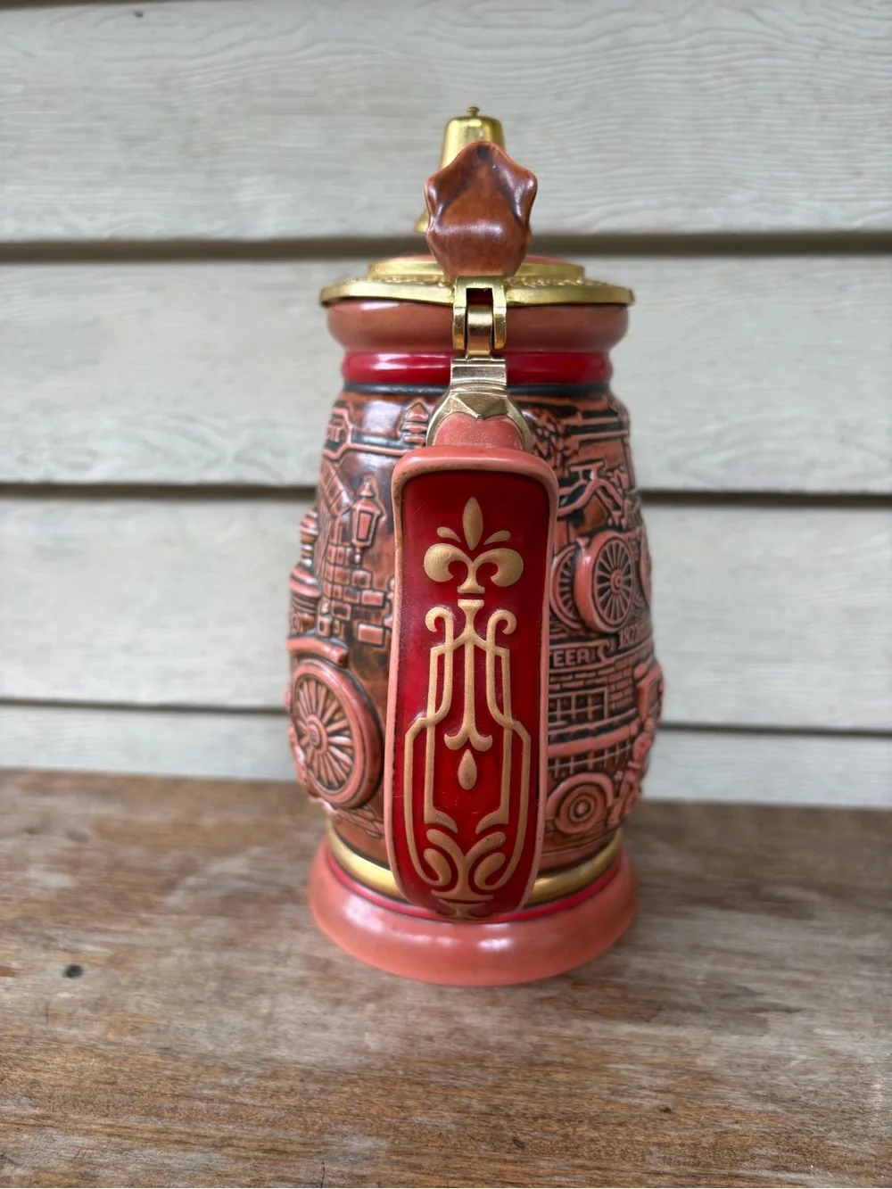 1989 Avon Tribute to American Firefighters beer stein, crafted in Brazil.